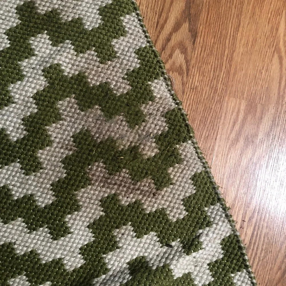 🍃West Elm - Area Rug Zig Zag Design